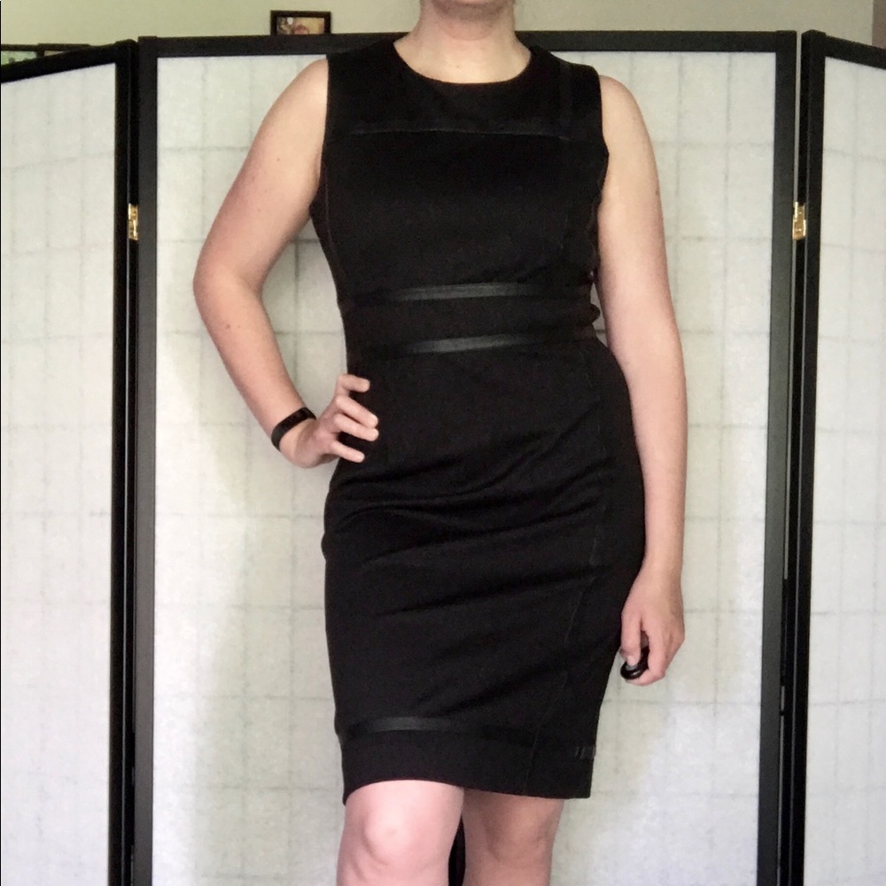 Dana Buchman Sheath Dress size 10